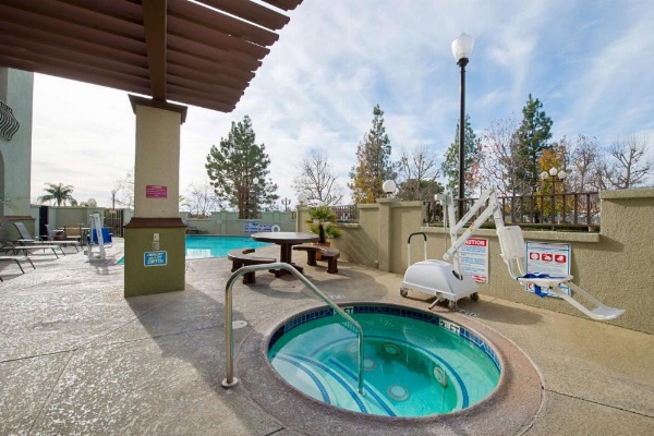 Best Western Plus Heritage Inn Ontario Rancho Cucamonga image 8